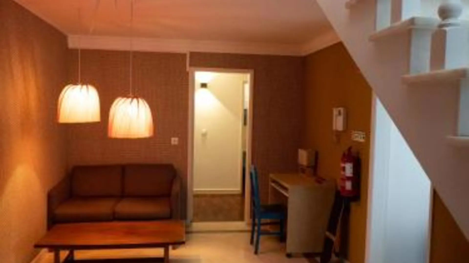 카스카이스 Impact Beach House 2성급 호텔 수영장