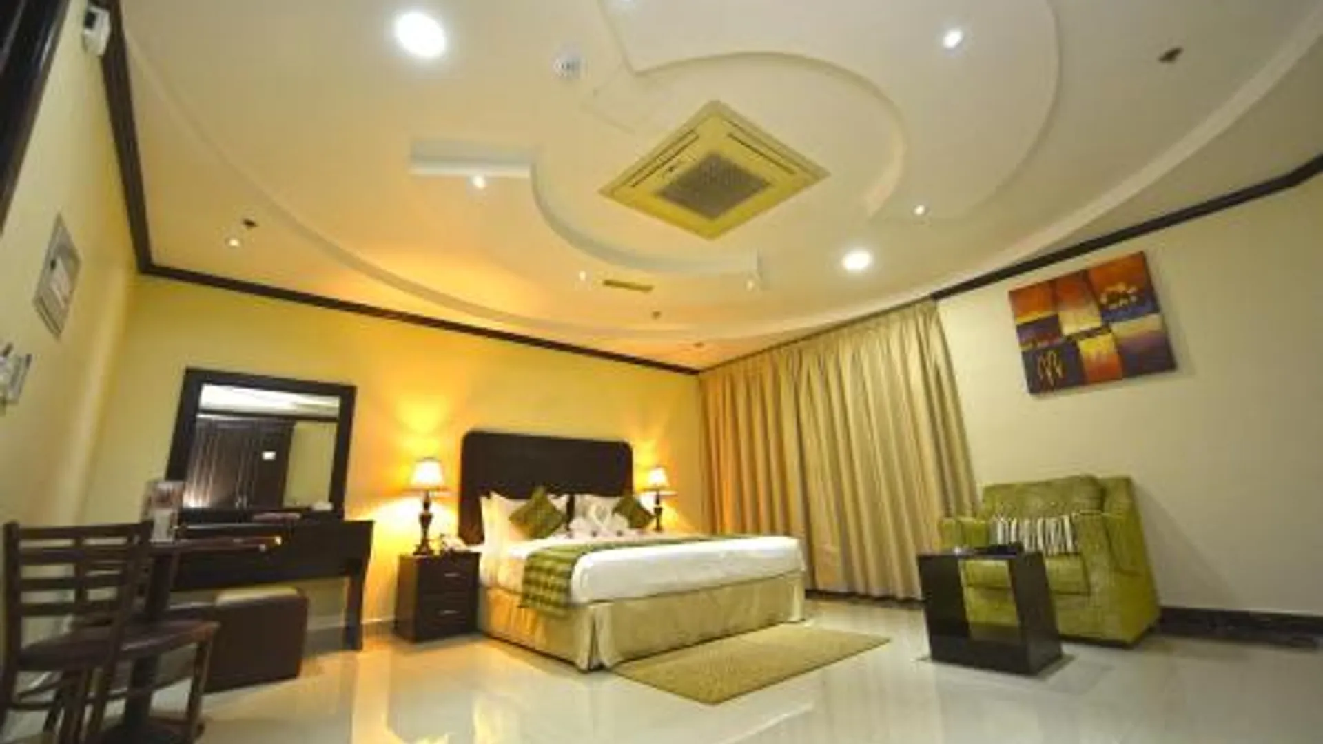 아지만 알라인 호텔 아지만 4성급 호텔 스위트룸