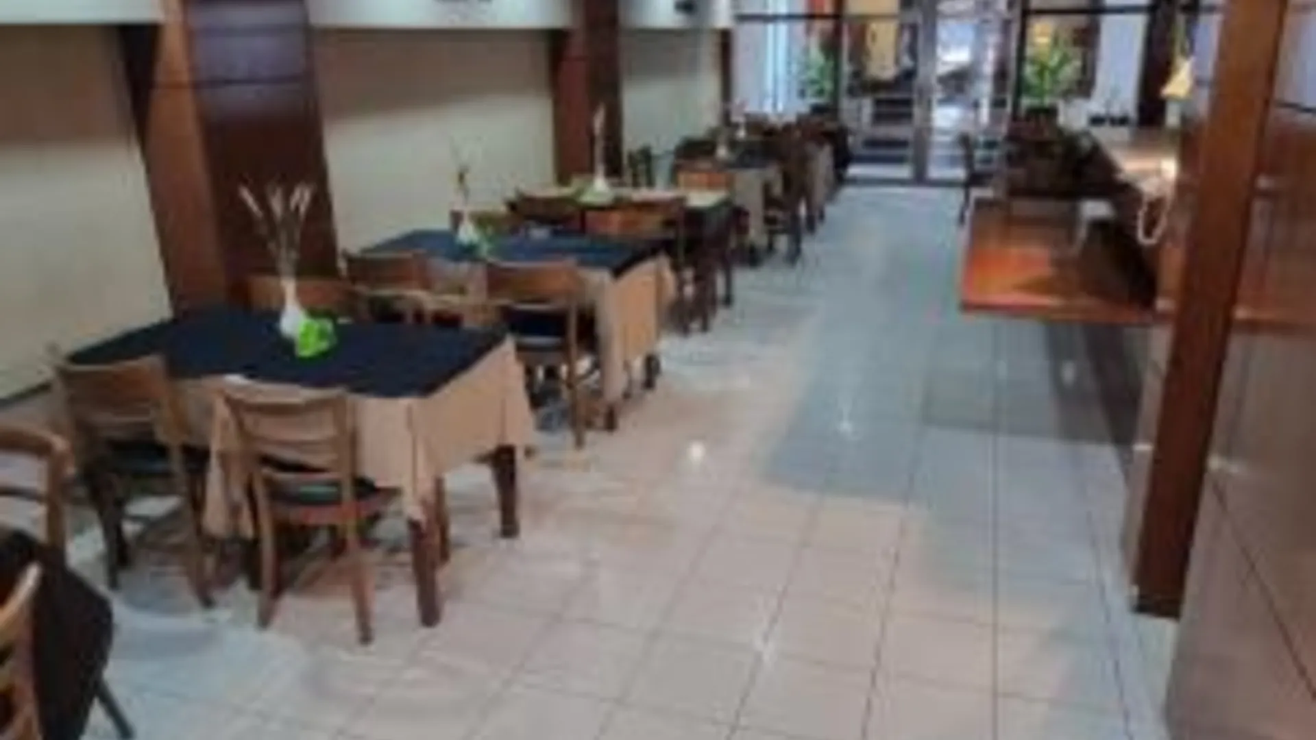 투쿠만 Hotel Presidente 4성급 호텔 외관