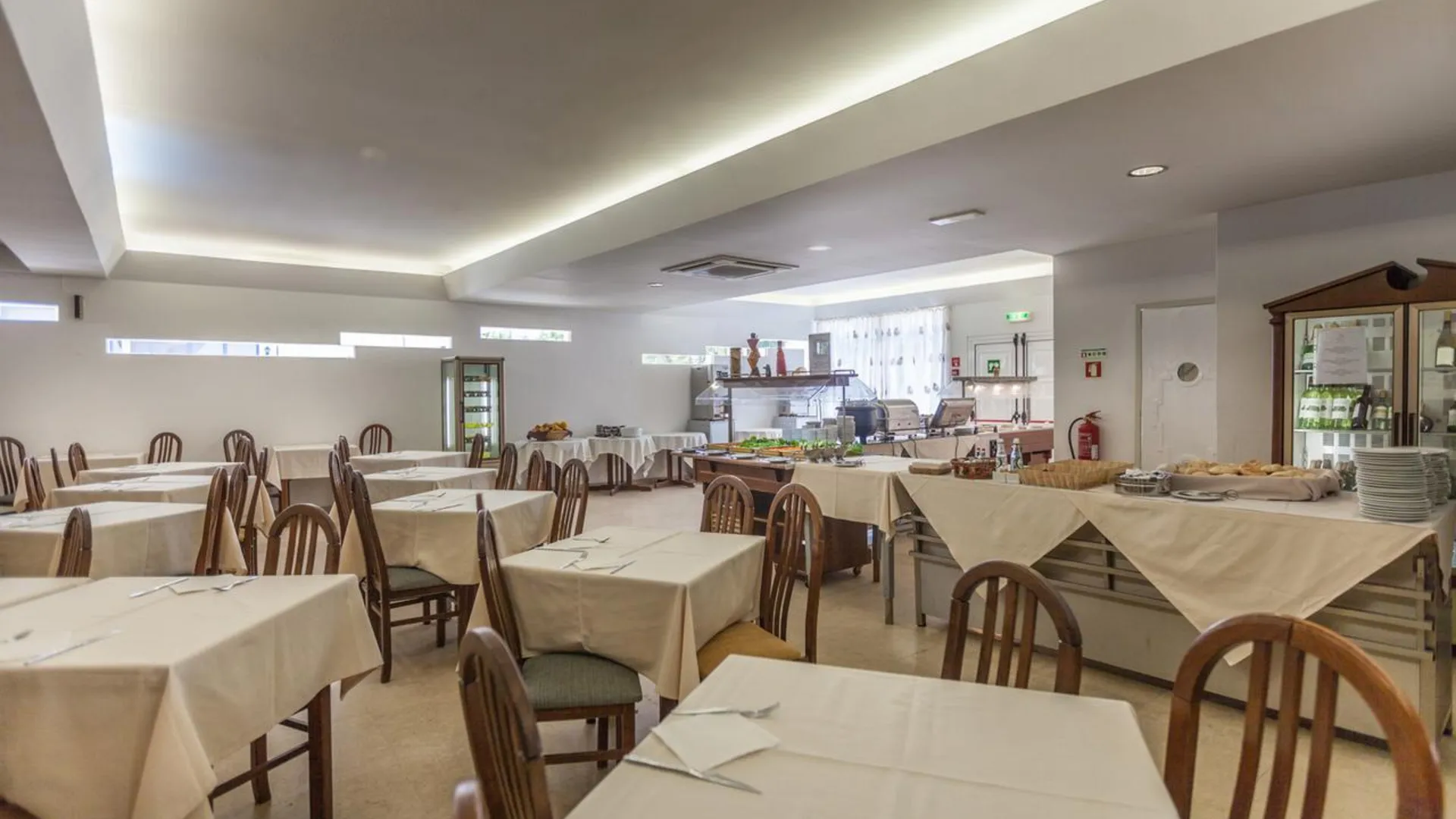 쿼테이라 호텔 아티스마르 3성급 호텔 레스토랑