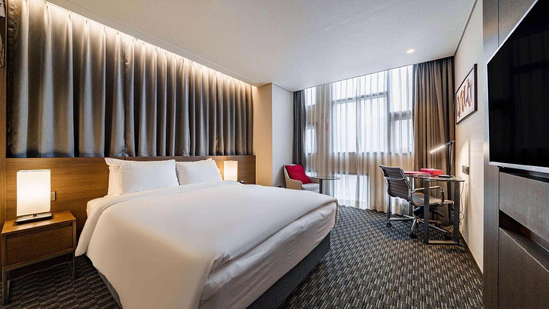 부산 라마다 앙코르 바이 윈덤 부산역 4성급 호텔 스위트룸