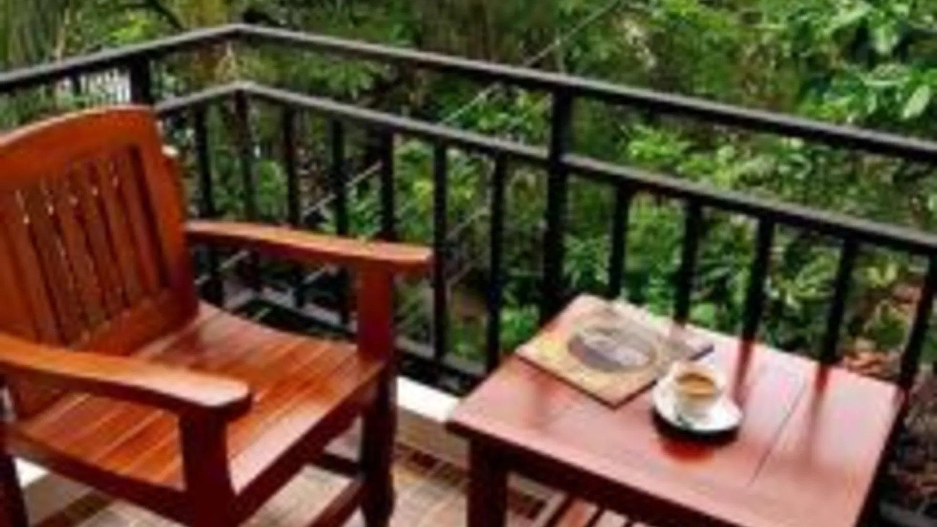 방콕 반그랑수안 방코부르 2성급 호텔 수영장