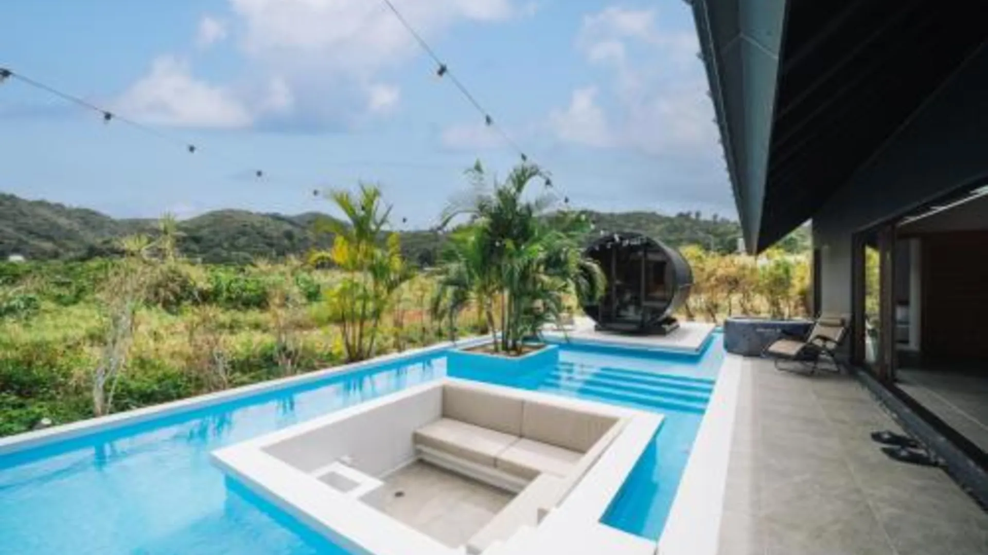 오키나와 본섬 Reflexion Villas GLANZ by Relapool 4성급 게스트하우스 객실