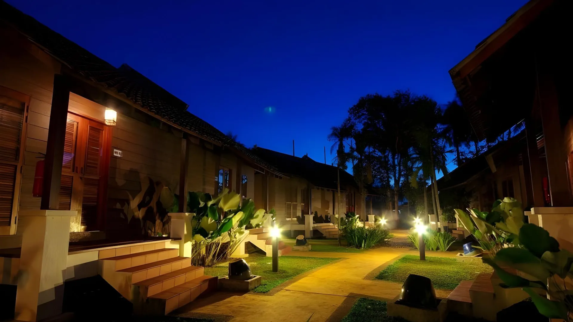 둥군 유렉 비치 리조트 3성급 호텔 로비