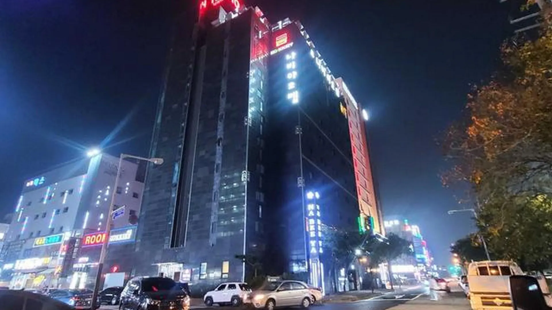 시흥 시흥 정왕동 나비야 호텔 외관