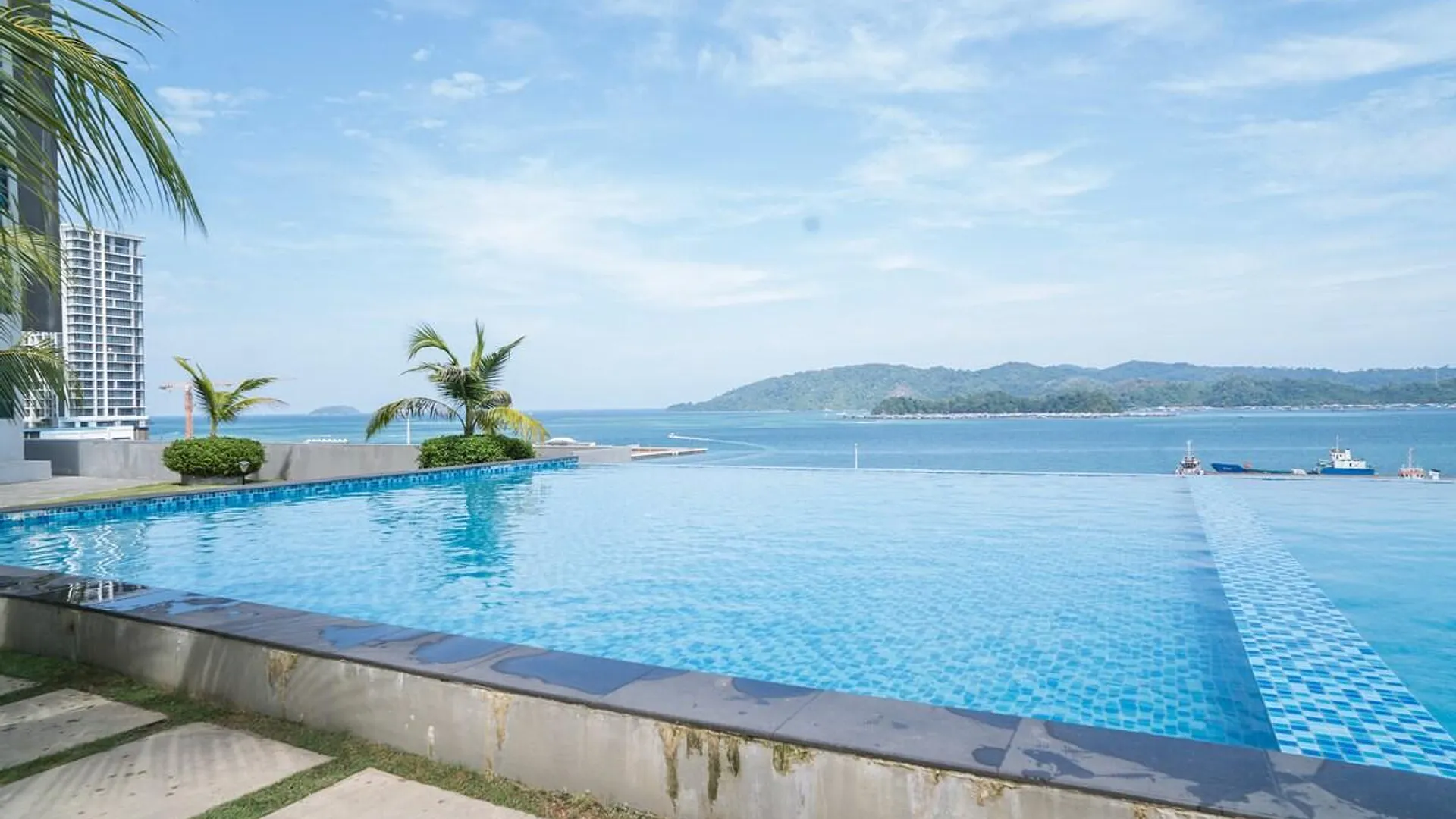 코타키나발루 시티 센터의 아파트먼트 (705m², 침실 2개, 프라이빗 욕실 2개) 4성급 싱글룸 외관