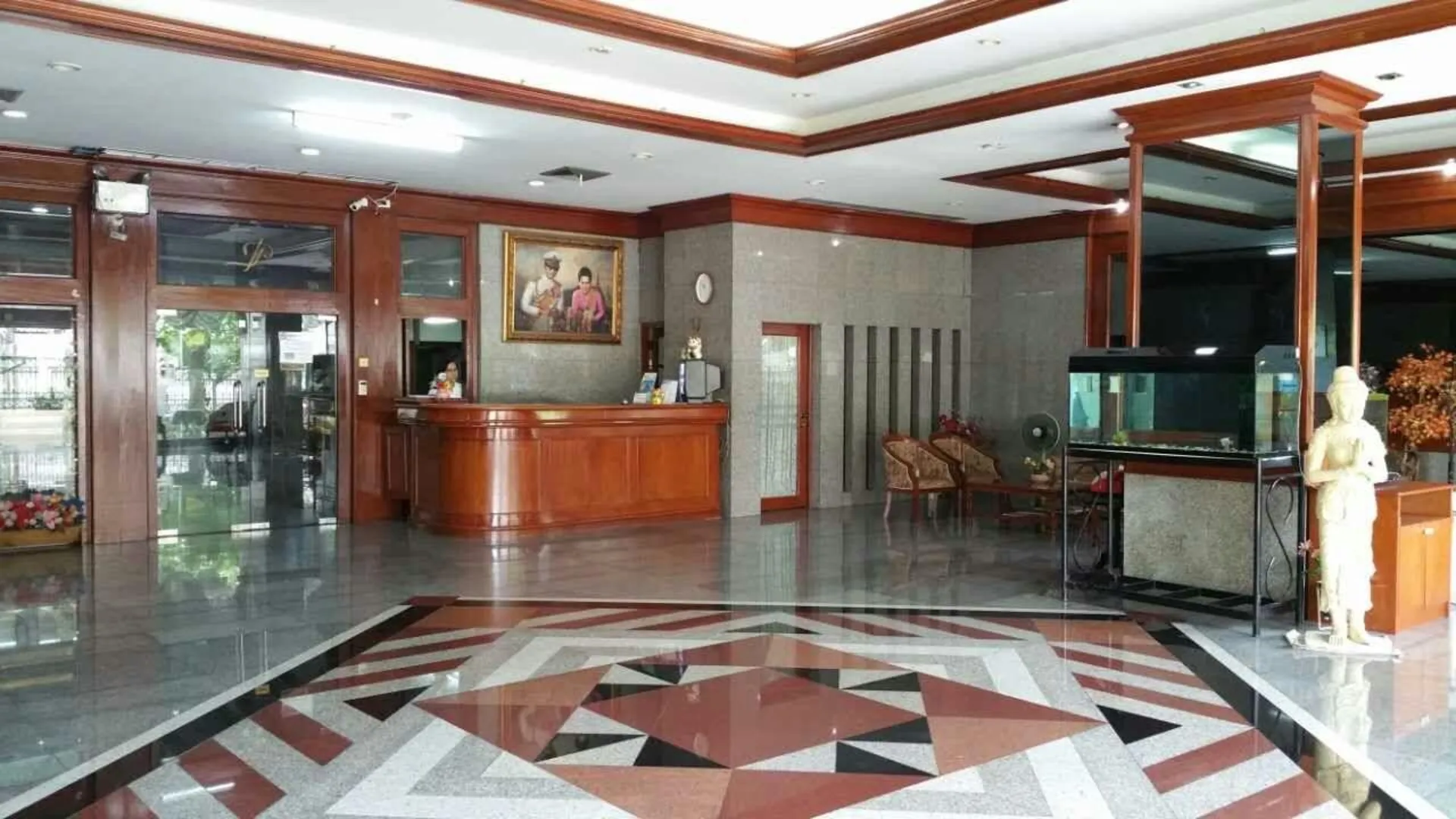 방콕 푼촉 맨션 2성급 호텔 로비
