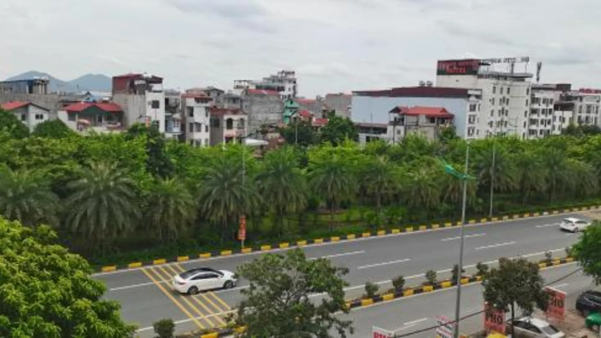 하노이 탄 흐엉 99 호텔 - 노이 바이 2성급 호텔 전망