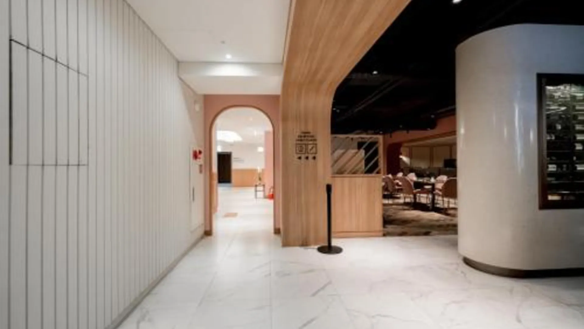 서울 오리엔스 호텔 앤 레지던스 명동 4성급 호텔 전망