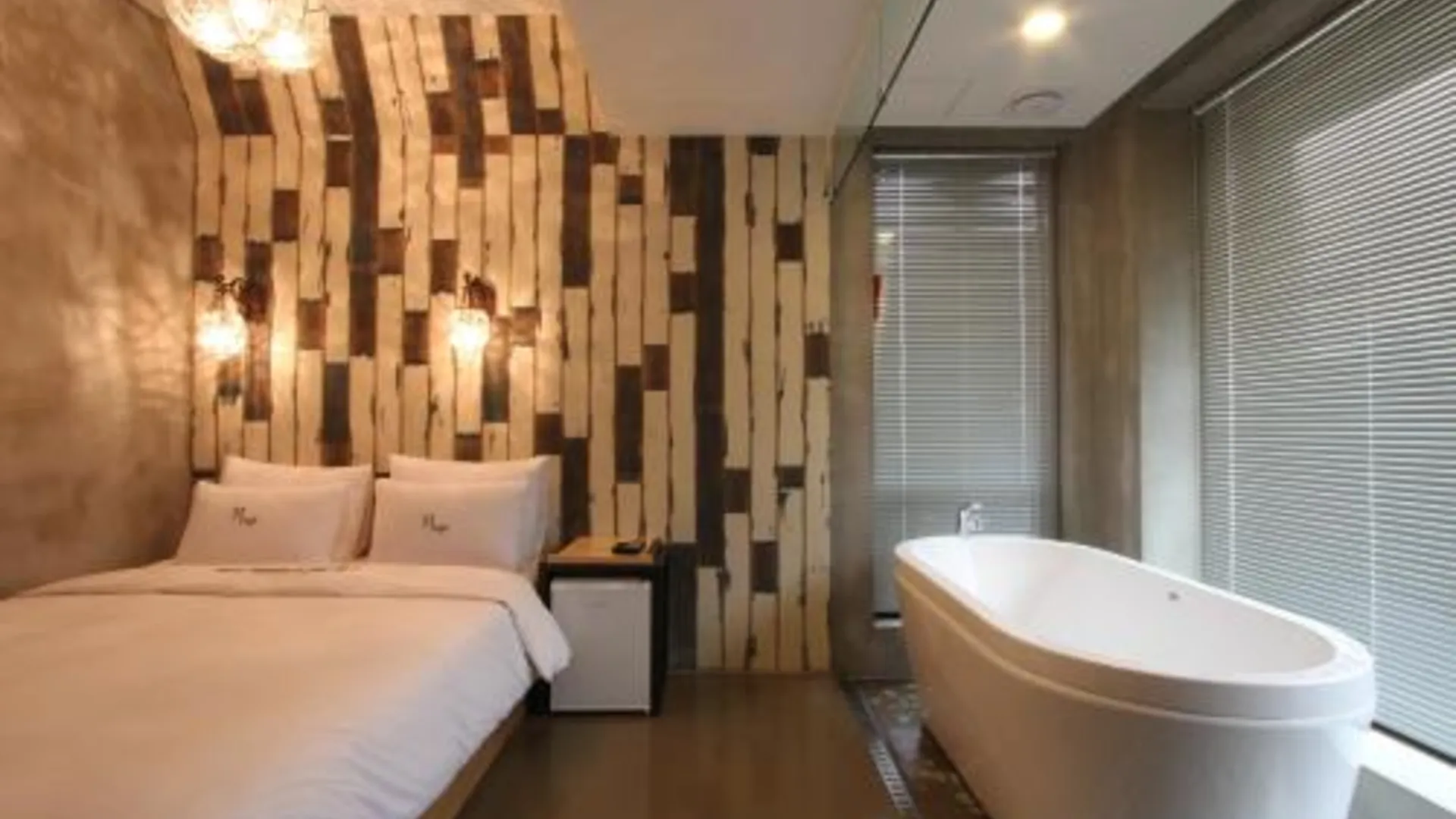 서울 청량리 31페이지 3성급 호텔 스위트룸