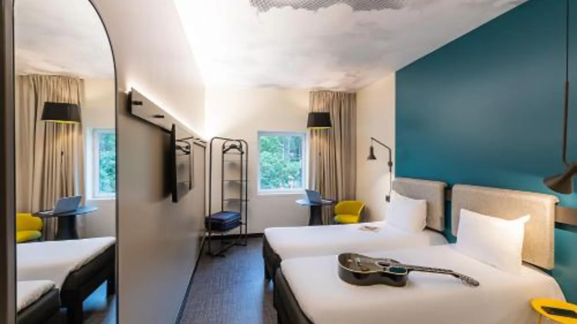 아마 도라 이비스 리스보아 알프라기다 2성급 호텔 스위트룸