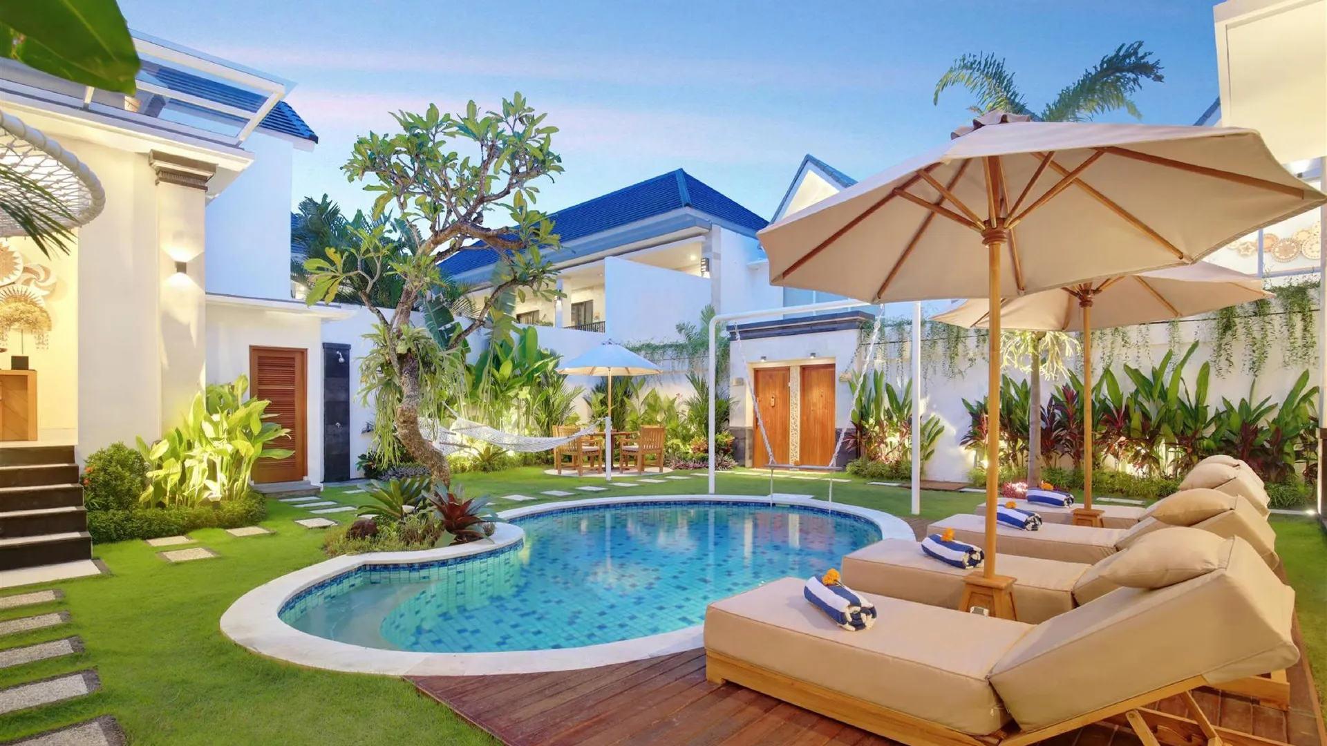 발리 아에라 빌라 짱구 바이 이니 비에 호스피탈리티 4성급 호텔 스위트룸