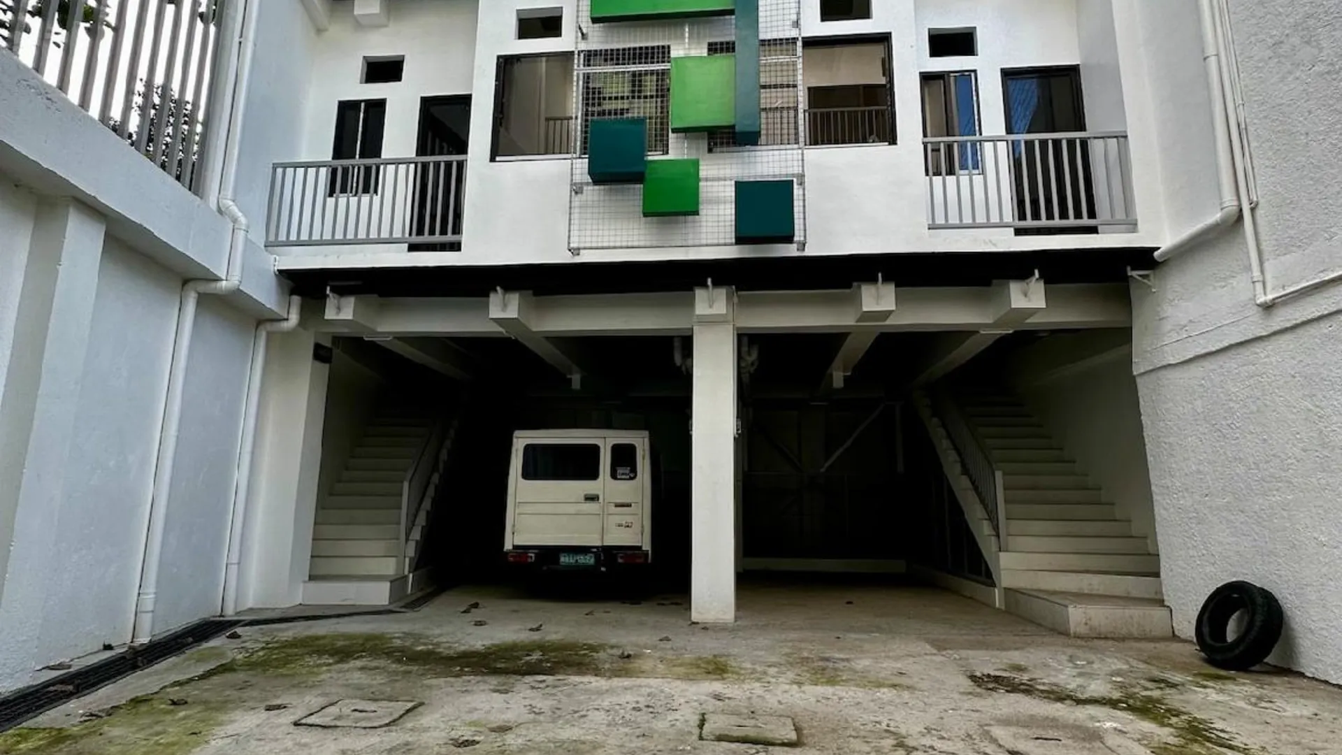 세부 사파테라의 프라이빗 하우스 (m², 침실 3개, 프라이빗 욕실 4개) 2성급 싱글룸 레스토랑