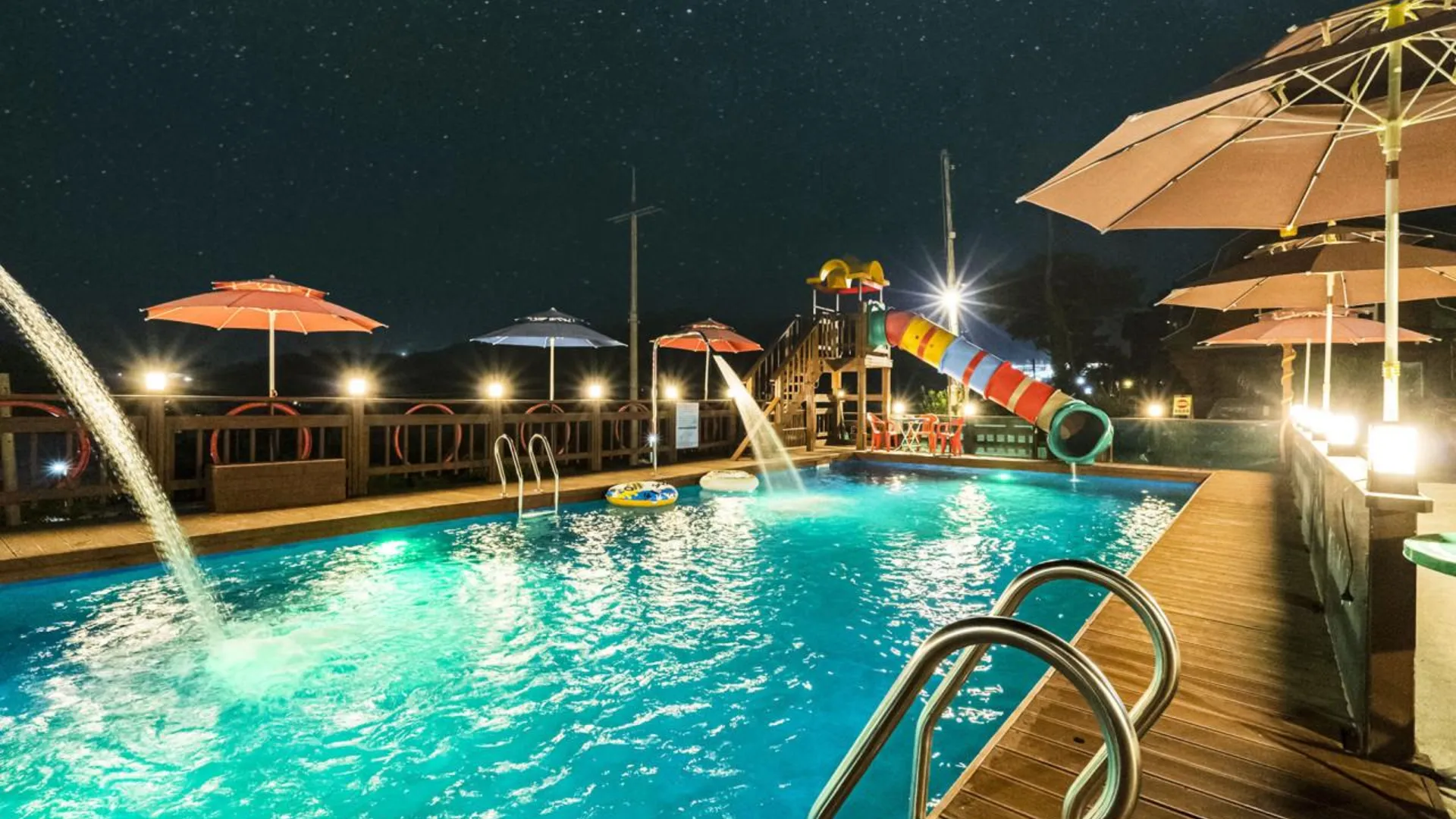 보령 보령 대천통나무솔내음펜션 1성급 게스트하우스 객실