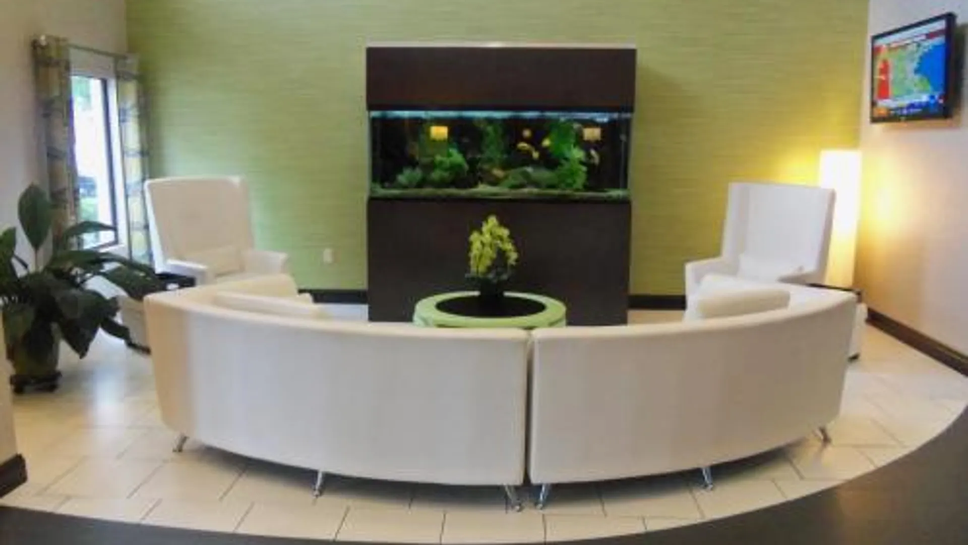 샌포드 (NC) 홀리데이 인 익스프레스 호텔 앤 스위트 샌포드 바이 IHG 2성급 호텔 객실