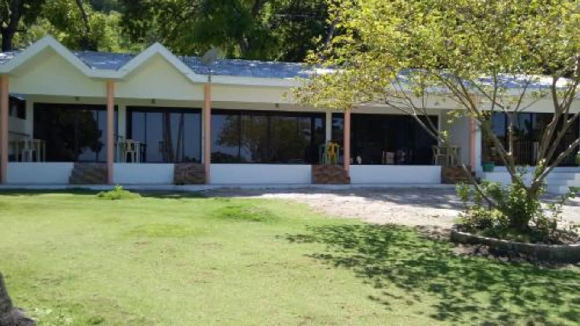 세부 알로하 2성급 호텔 외관