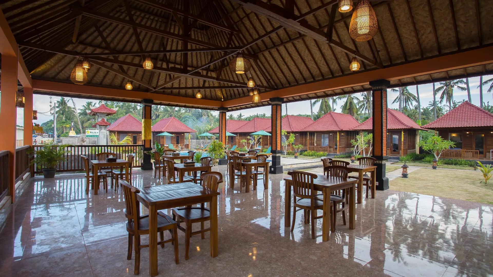 발리 리제트 빌라 비치 앤 레스토랑 호텔 레스토랑