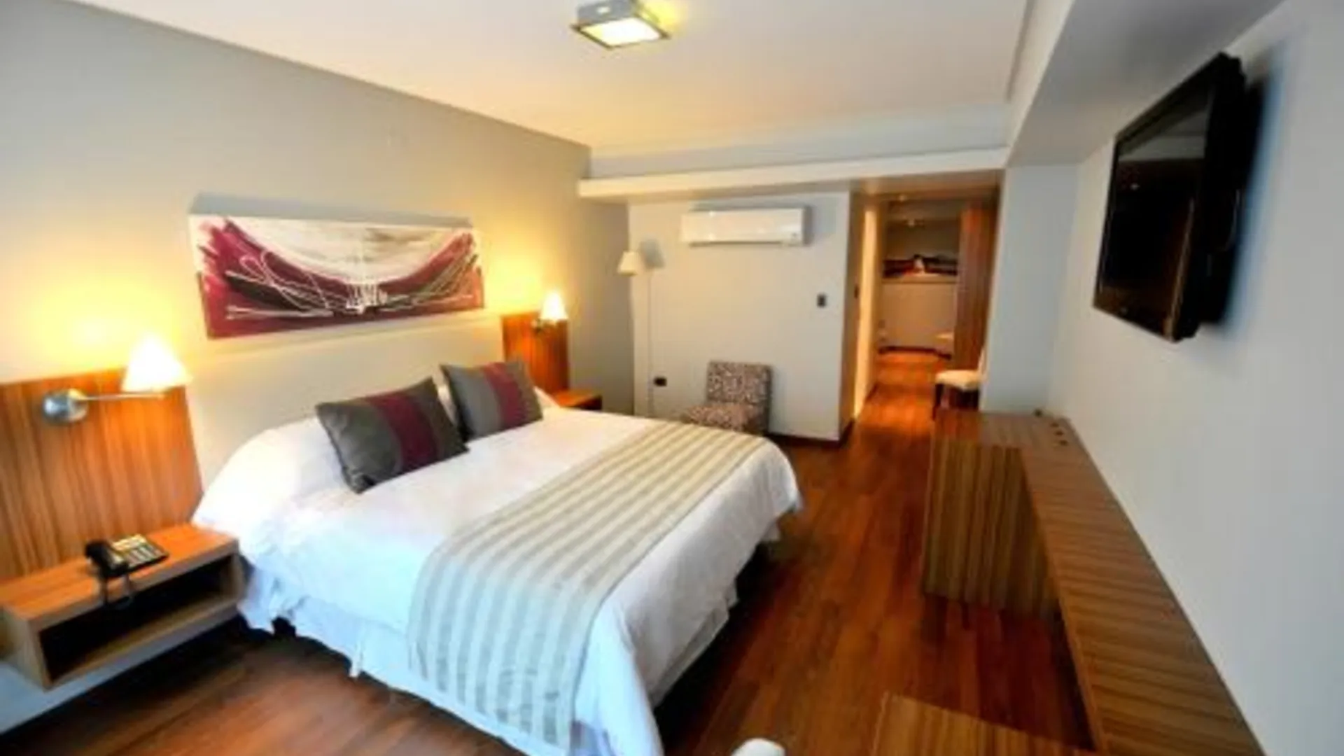 투쿠만 Hotel Bicentenario Suites & Spa 4성급 호텔 스위트룸