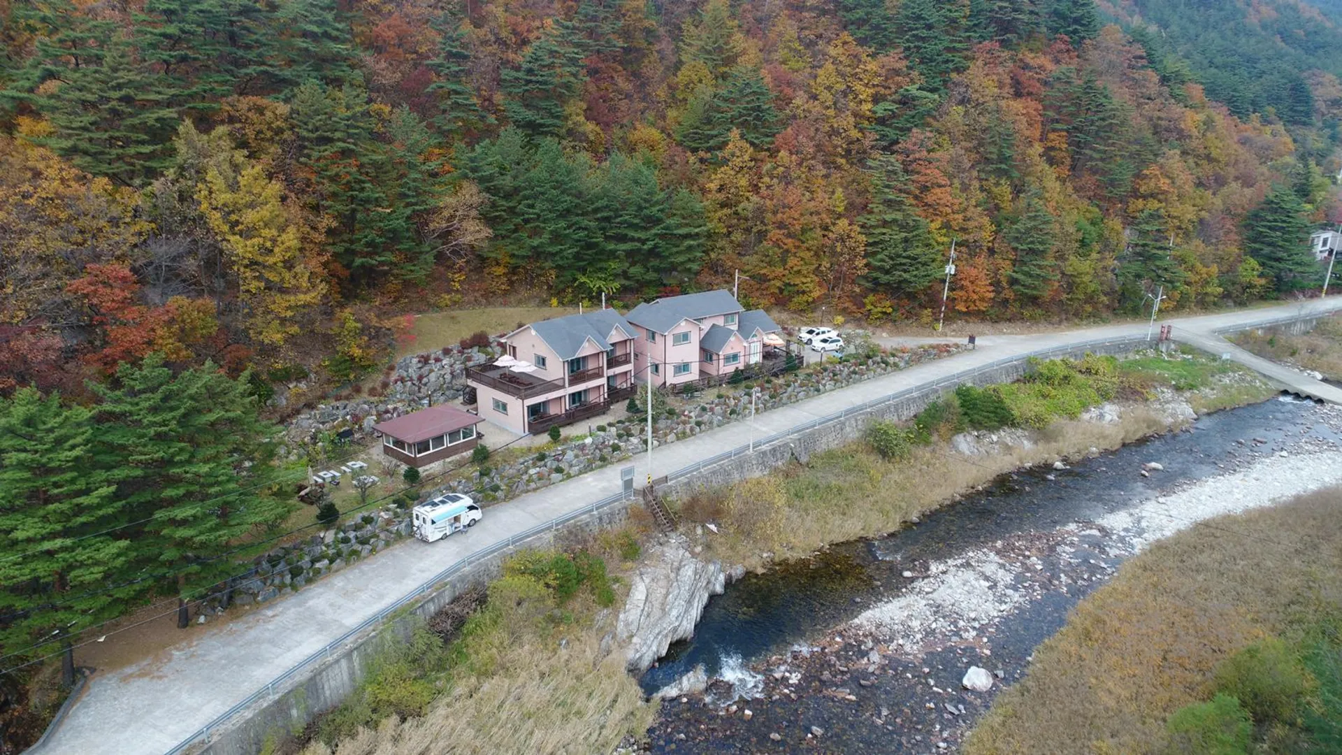 양양 양양 법수치폭포펜션 2성급 게스트하우스 수영장