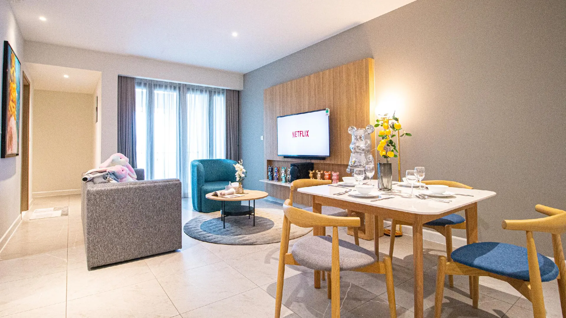 호치민 4군의 아파트먼트 (85m², 침실 2개, 프라이빗 욕실 2개) 5성급 싱글룸 외관