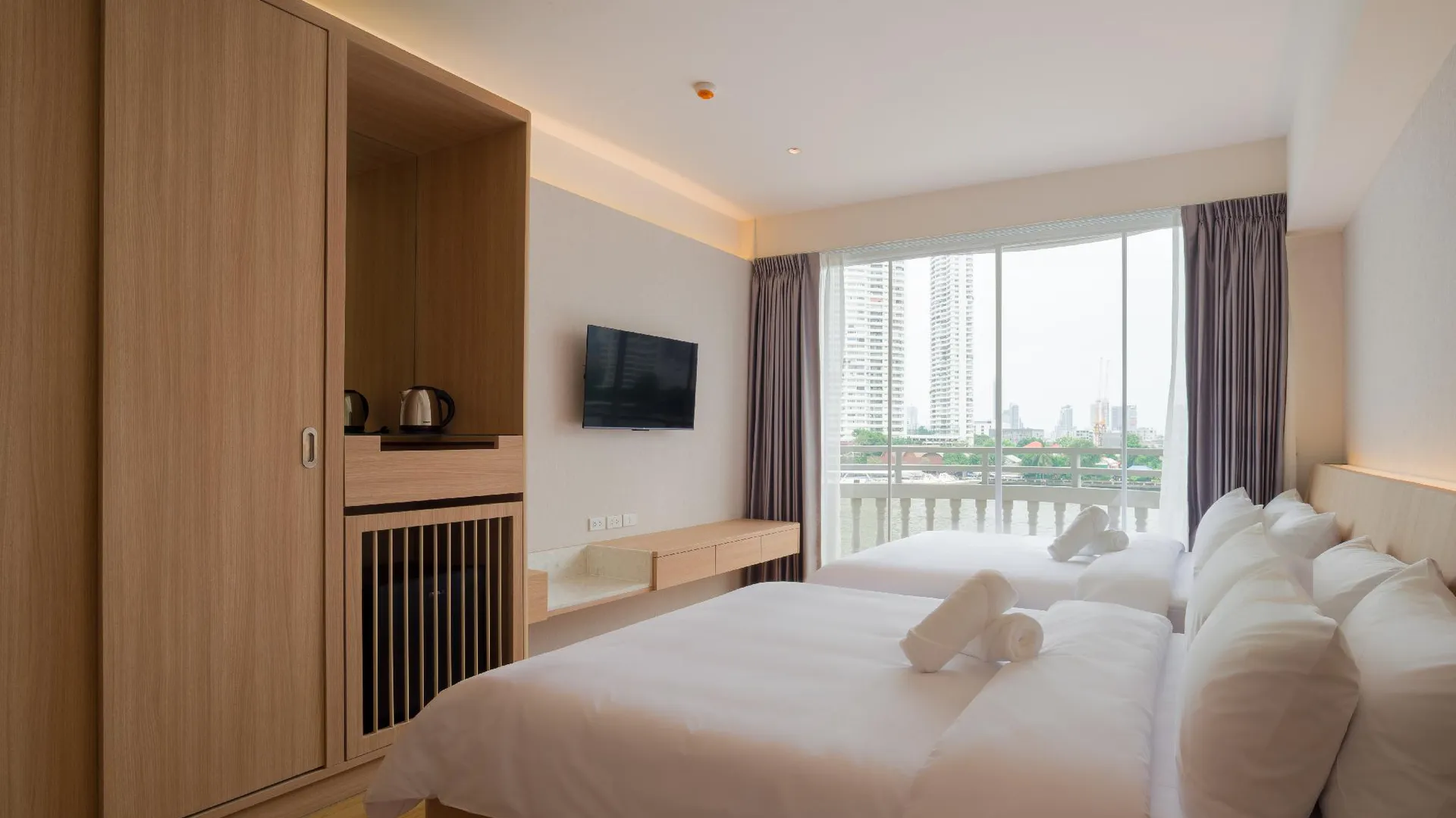 방콕 비트 와리 호스텔 앳 차오프라야 리버 2성급 호텔 스위트룸