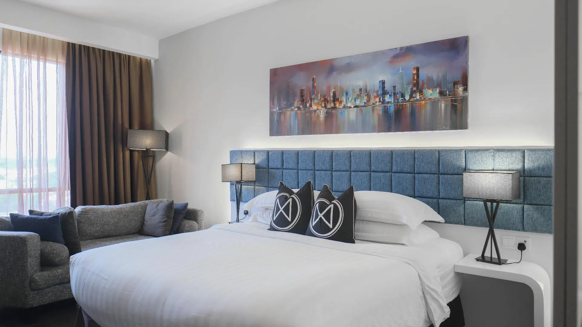 이포 M 루프 호텔 앤 레지던스 4성급 호텔 스위트룸