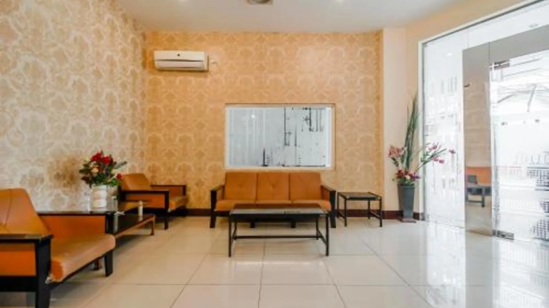 마카사르 RedDoorz Plus @ Karebosi Area 2 Makassar 3성급 호텔 부대시설