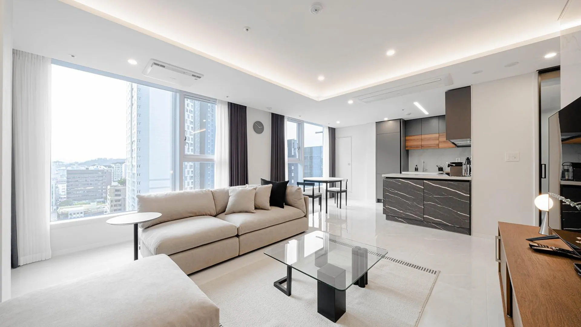 서울 르컬렉티브 강남 예술의전당 시그니티 4성급 게스트하우스 스위트룸