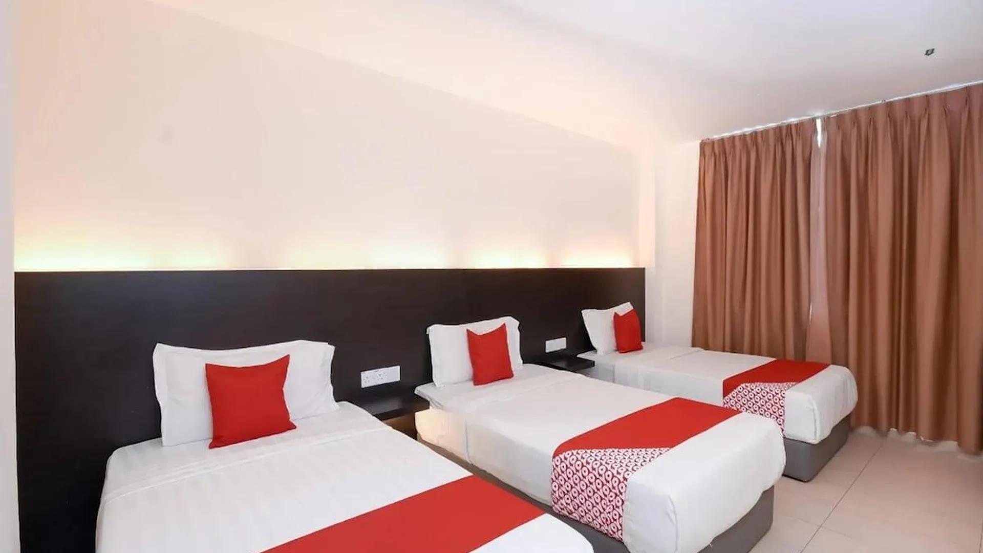 미리 커머셜 센터의 프라이빗 하우스 (m², 침실 1개, 프라이빗 욕실 1개) 2성급 싱글룸 스위트룸