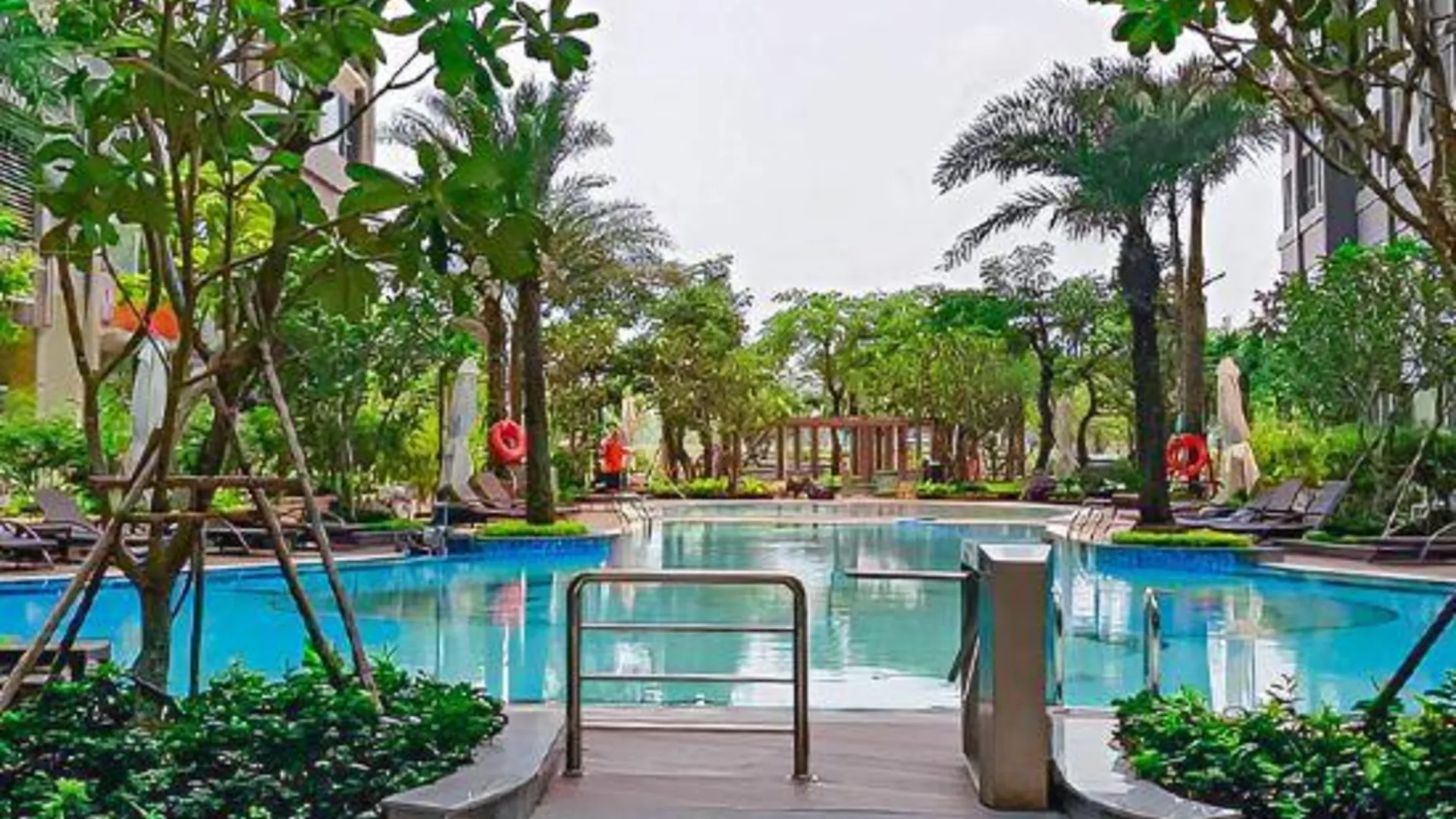 호치민 Orient Paris Landmark Tower Apartment 4성급 호텔 수영장