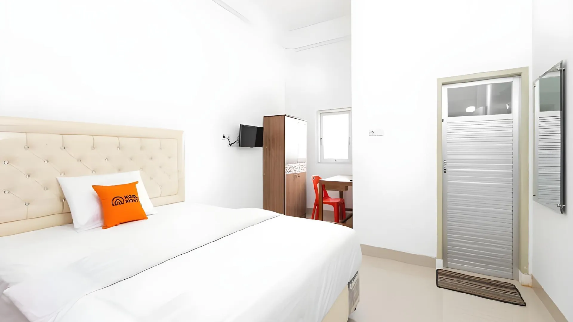 마카사르 Fortuner Homestay Syariah Makassar Mitra RedDoorz 2성급 게스트하우스 스위트룸