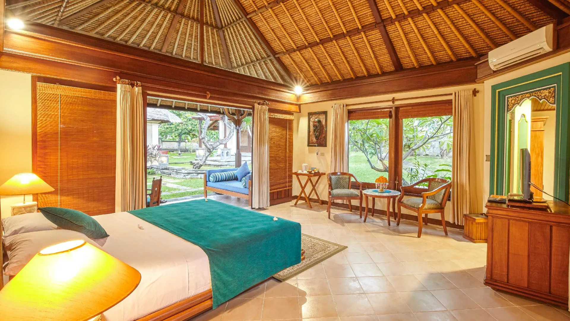 발리 푸리 바구스 로비나 리조트 4성급 호텔 전망