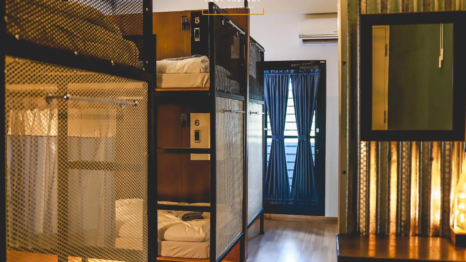 방콕 포스트 팩토리 비앤비 호스텔 2성급 호텔 전망