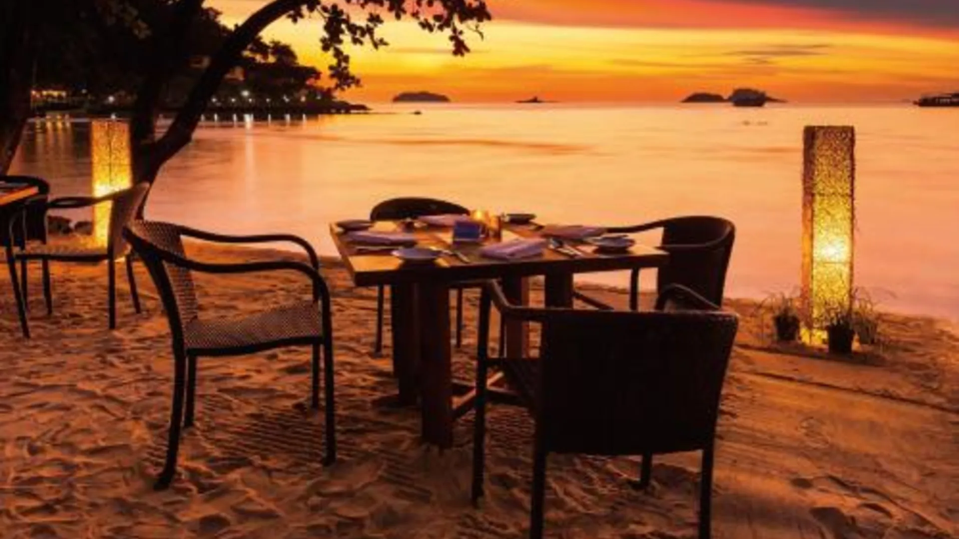 오키나와 본섬 조에 리조트 더 선셋 빌리지 오키나와 차탄 [오키나와 메인 아일랜드] 4성급 게스트하우스 수영장