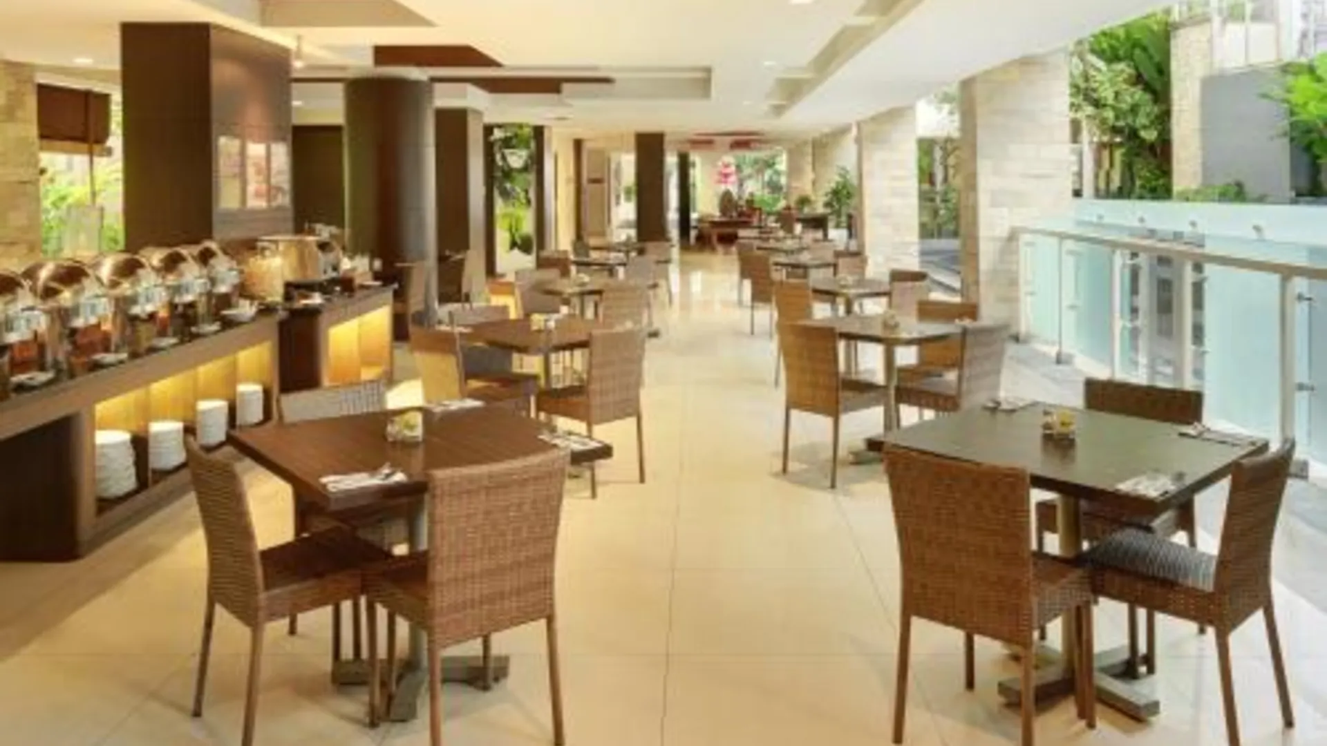 발리 프리메라 호텔 스미냑 3성급 호텔 외관