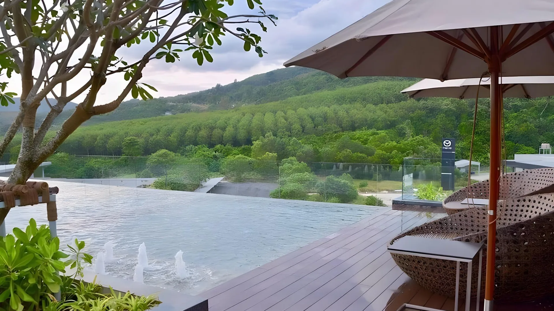 푸켓 라마다 플라자 바이 윈덤 차오 파 5성급 호텔 부대시설