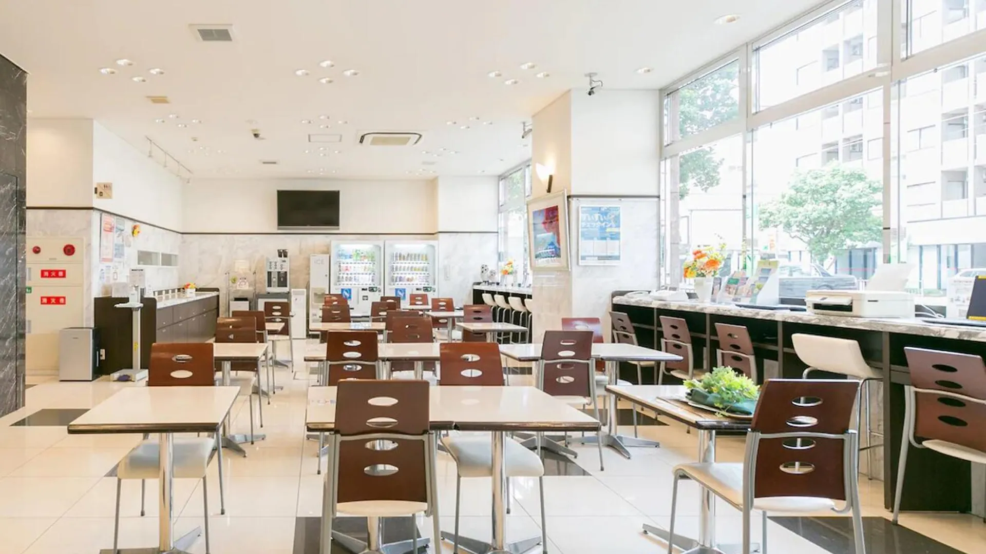 이시가키 토요쿄 인 오키나와 이쉬가키 지마 3성급 호텔 로비