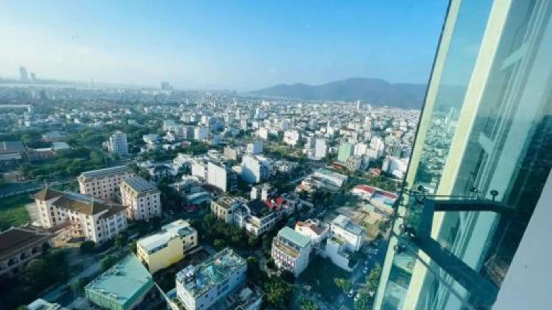 다낭 프억 미의 아파트먼트 (80m², 침실 2개, 프라이빗 욕실 2개) 4성급 게스트하우스 레스토랑