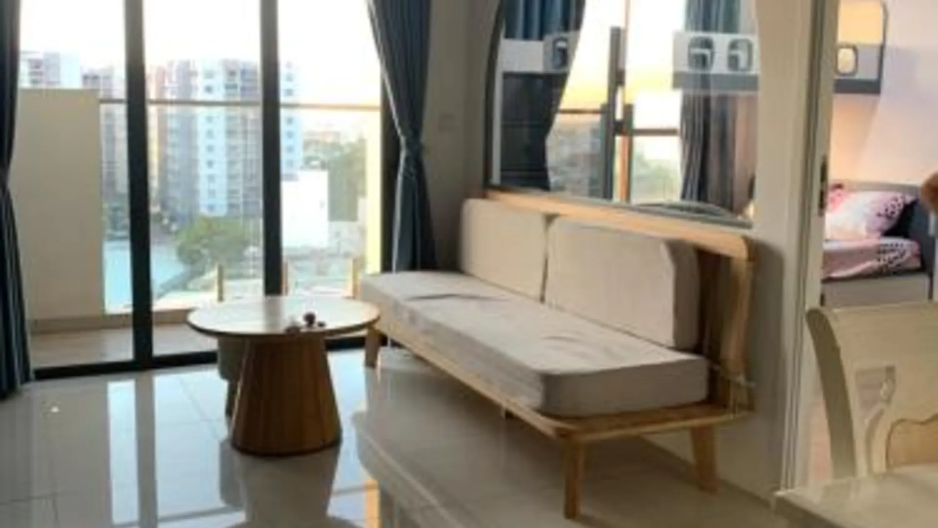 호치민 Căn hộ 1PN Emerald Tân Phú Aeon mall Full NT 2성급 싱글룸 스위트룸