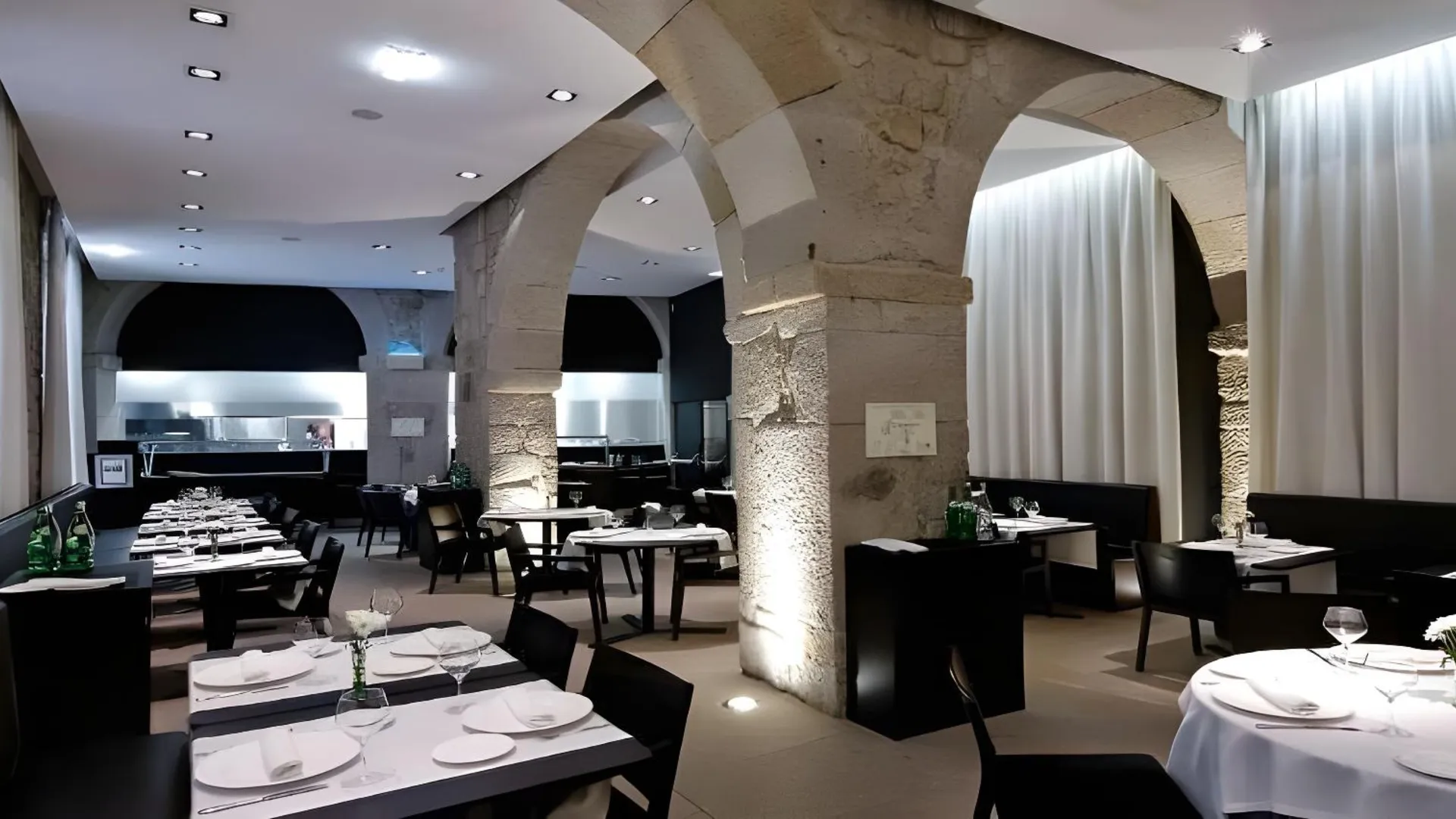 포르투 호텔 카리스 포르투 히베이라 4성급 호텔 전망