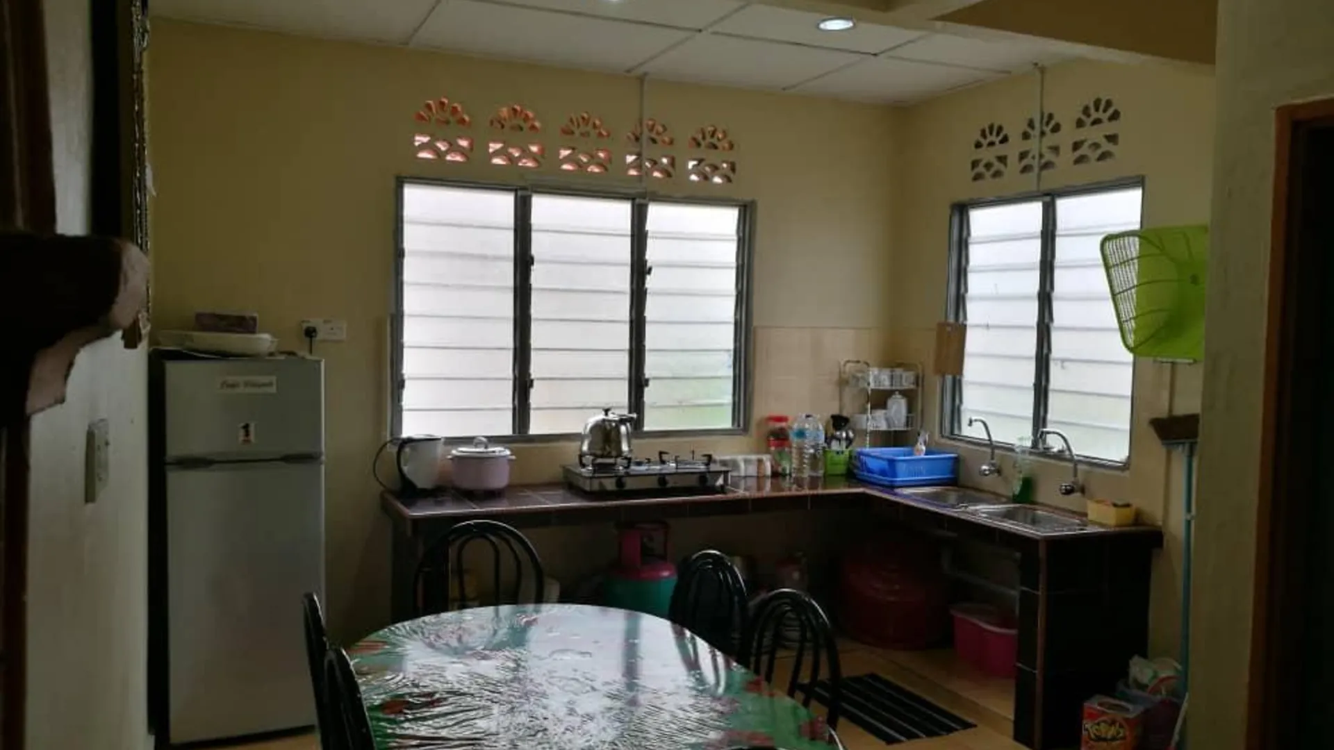 페칸 페칸 시티의 프라이빗 하우스 (1200m², 침실 3개, 프라이빗 욕실 2개) 3성급 싱글룸 로비