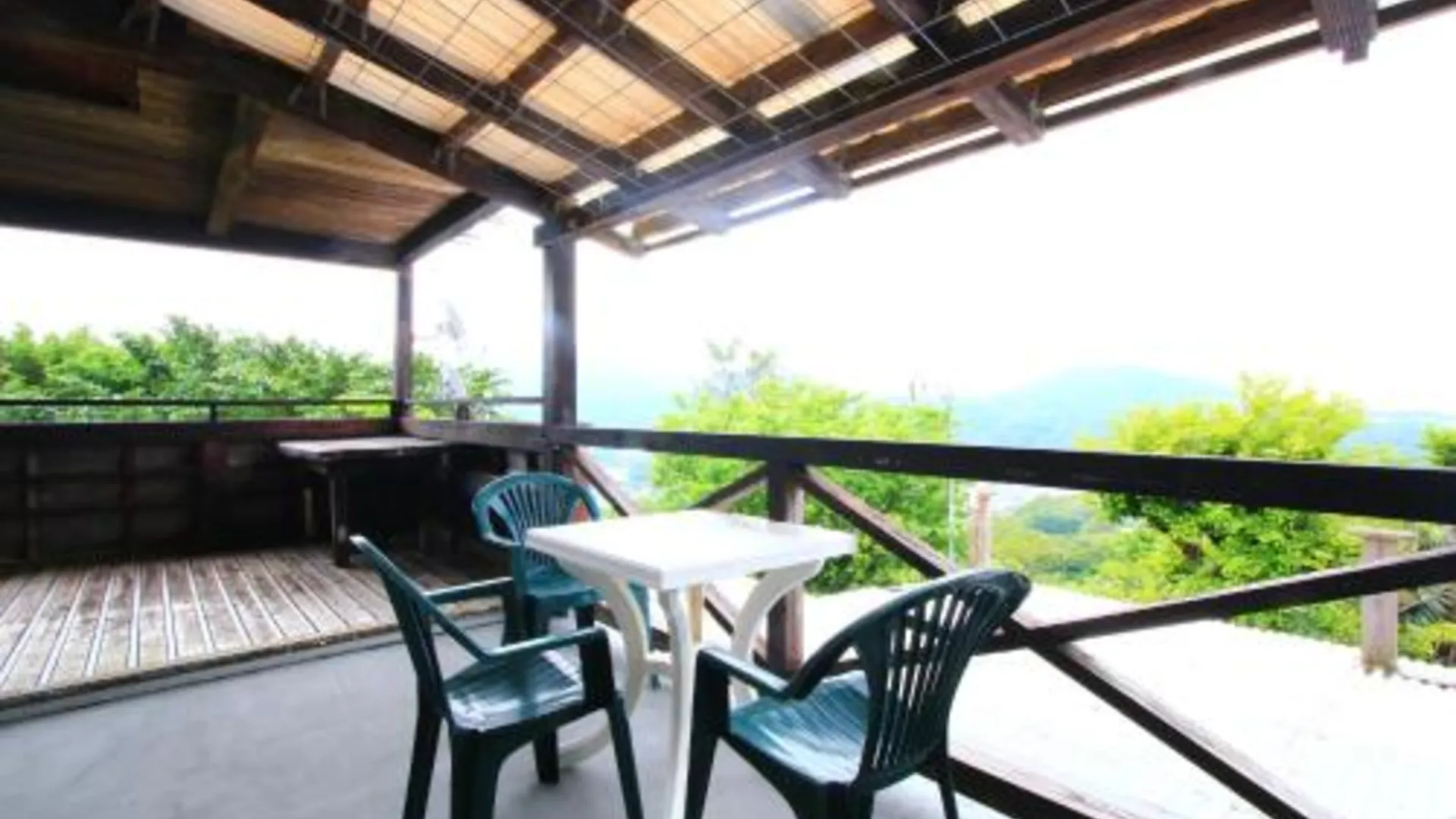 오키나와 본섬 Kazenooka 3성급 호텔 수영장