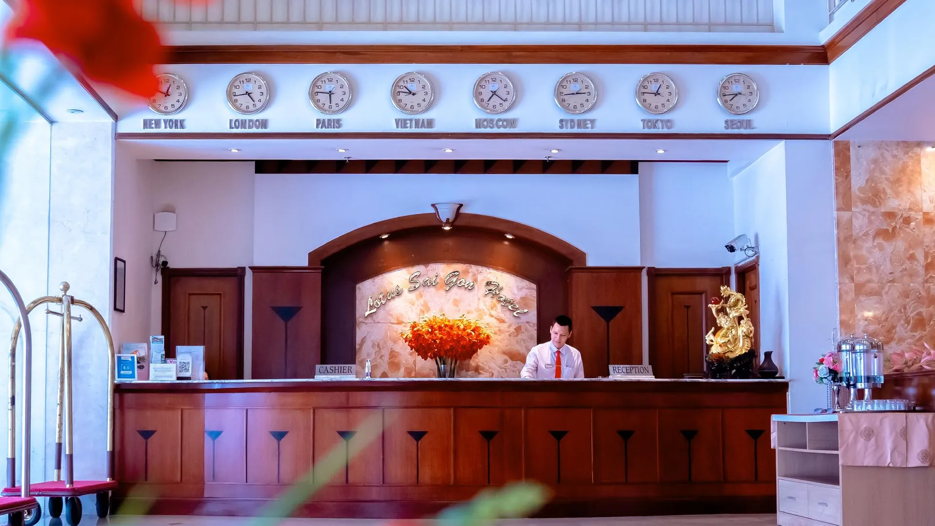 호치민 로터스 사이공 호텔 4성급 호텔 외관