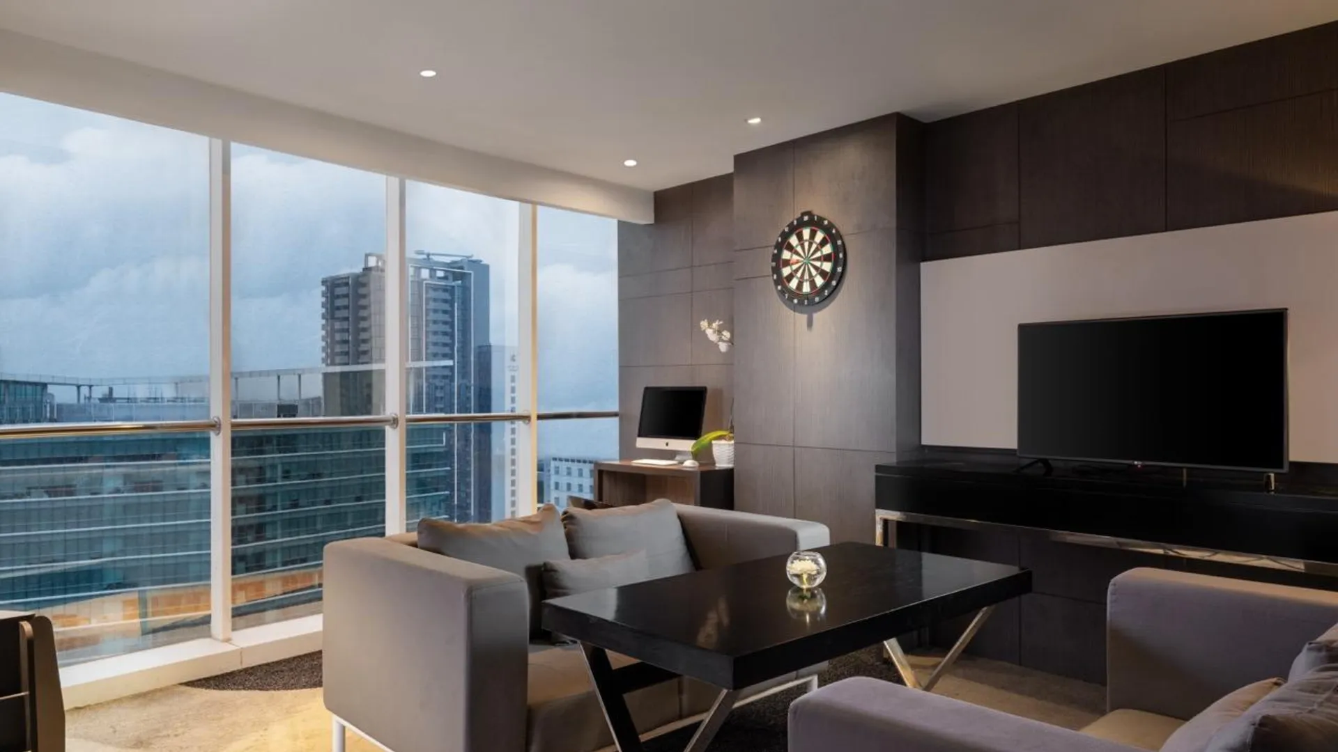 마카사르 멜리아 마카사르 4성급 호텔 스위트룸