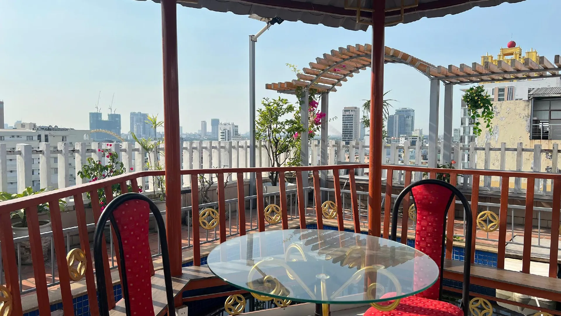 다낭 푸엉동 - 오리엔트 호텔 다낭 3성급 호텔 외관