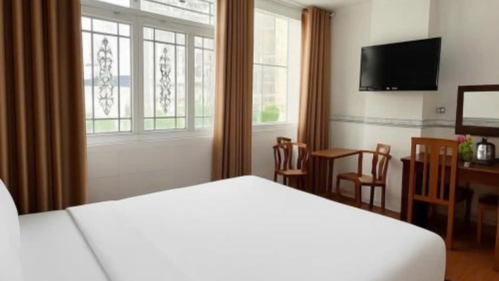 호치민 다이아몬드 호텔 - 사이공 나이트 푸드 근처 2성급 호텔 스위트룸