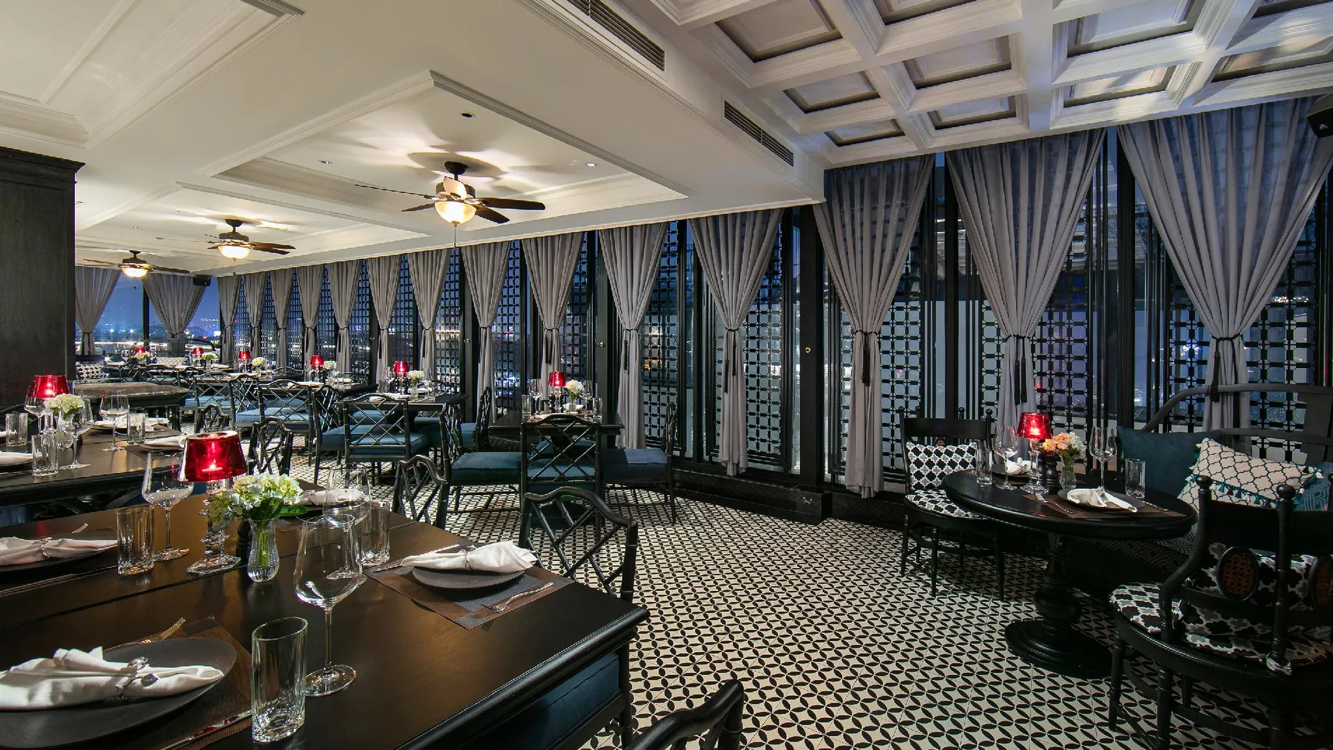 하노이 라 신포니아 마제스티 호텔 앤 스파 4성급 호텔 수영장