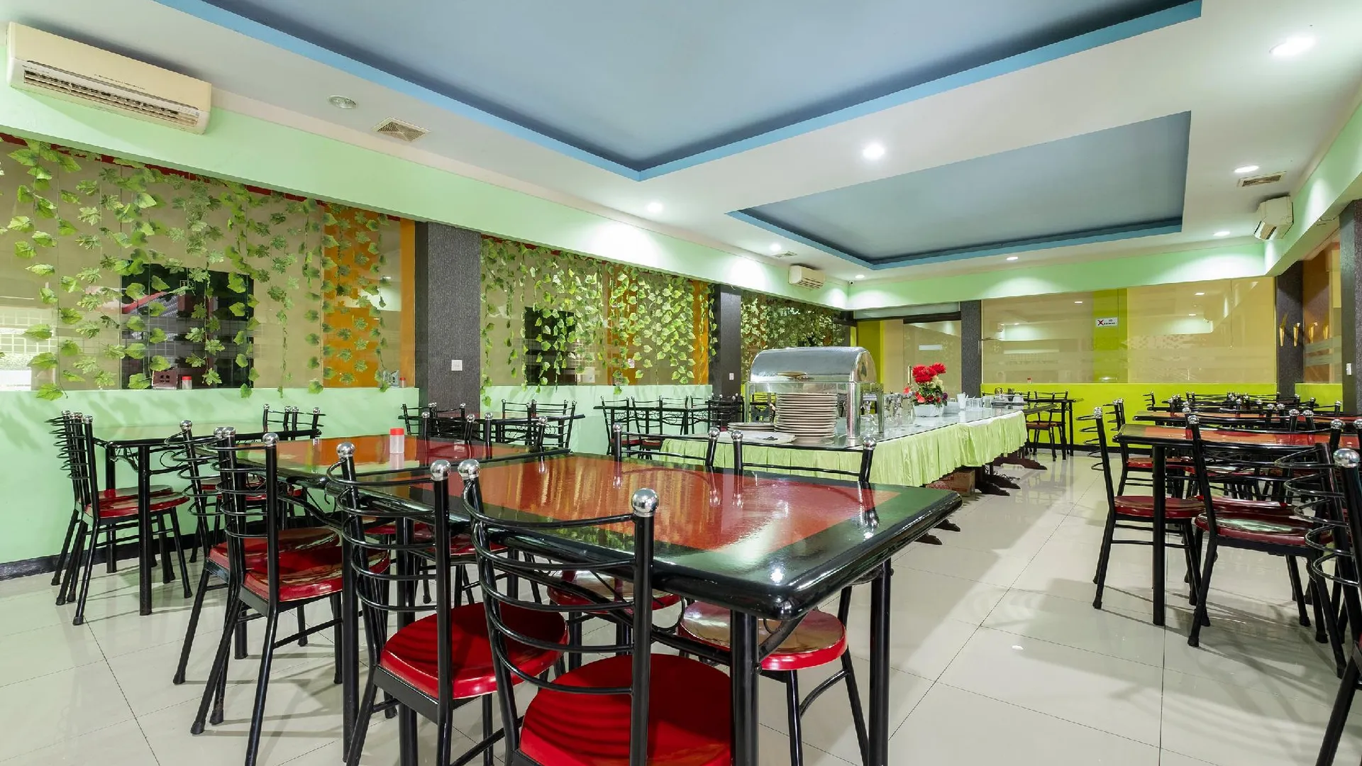 마카사르 오요 329 호텔 다르마 누산타라 2 2성급 호텔 로비