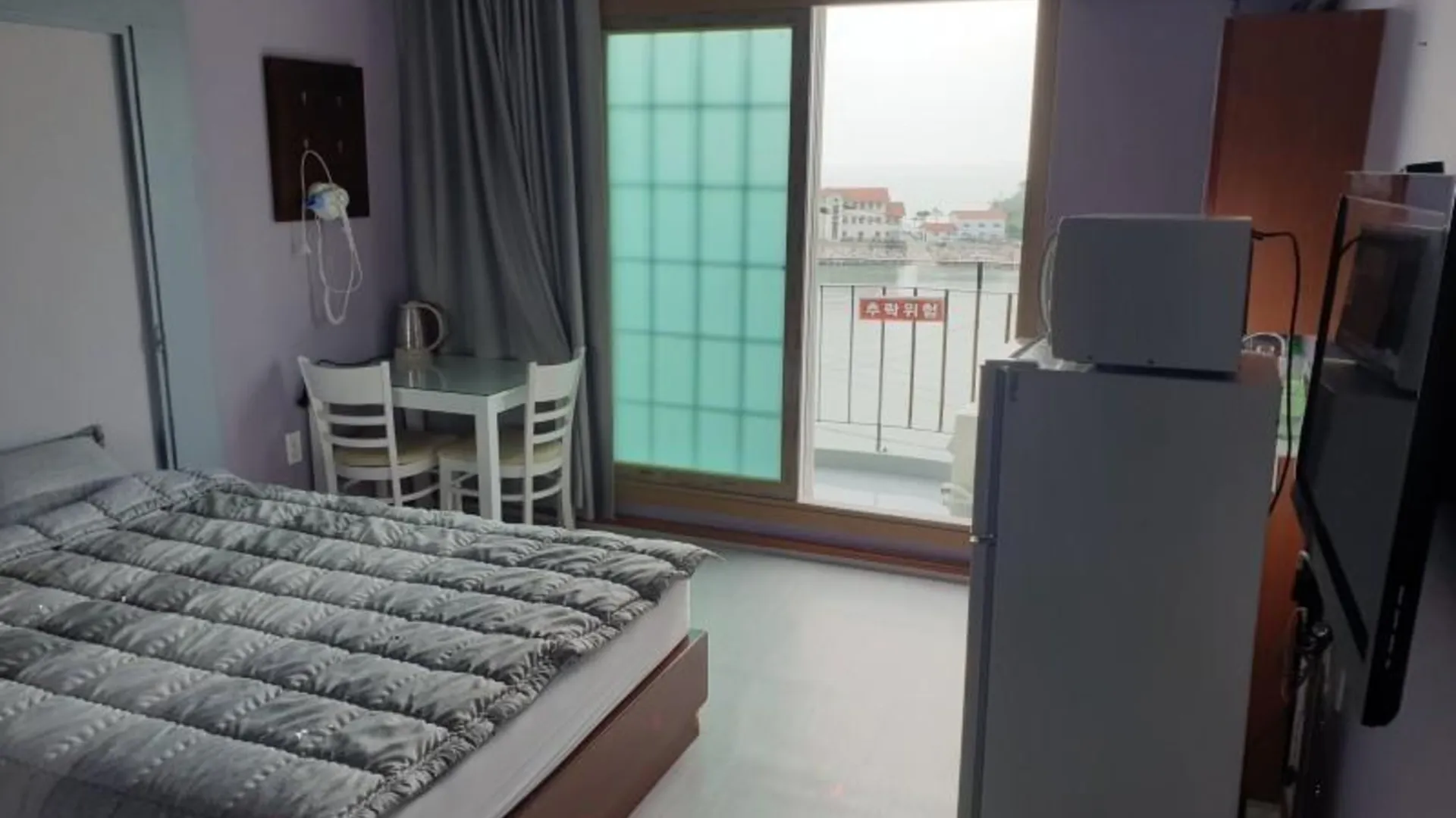 부안 부안(변산반도) 바다가보이는펜션 2성급 게스트하우스 스위트룸