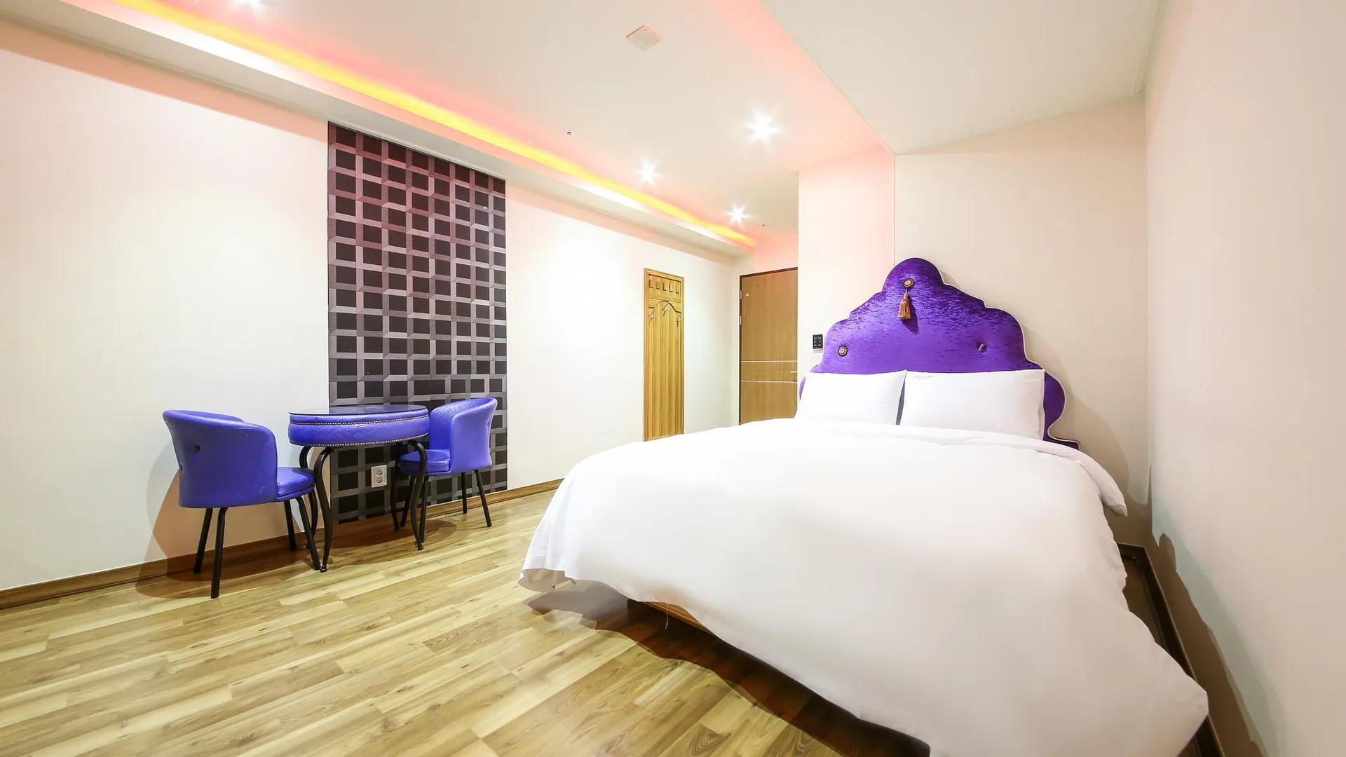 광주 광주 상무 샤인호텔 호텔 스위트룸